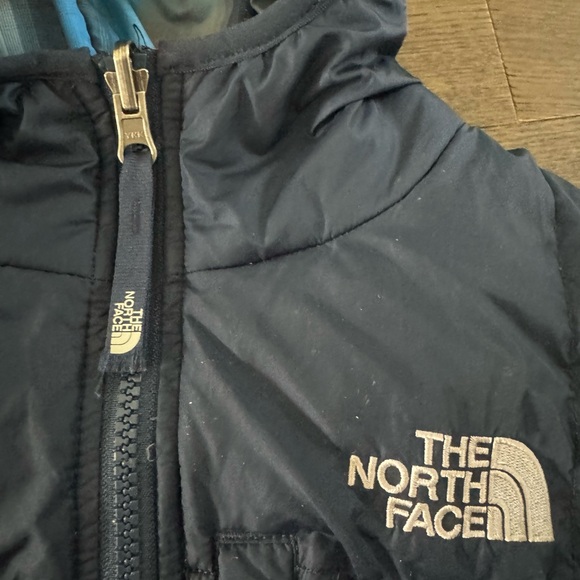 **SOLD**The North Face youth reversible puffy jacket size L age 14 - Picture 7 of 16